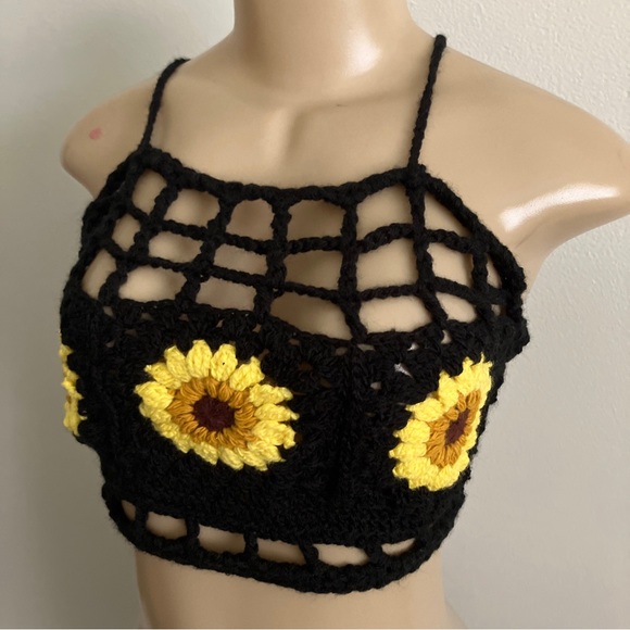 Summer Crochet Tank Crop Top Sunflower Granny Squares M Black Sexy Bralette NEW - Picture 5 of 7